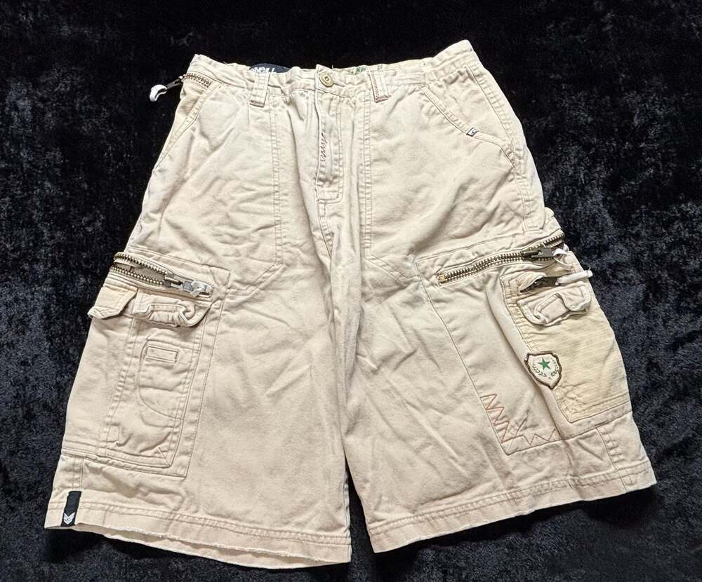 Men Size 32 O'Neill Wheat Tan Cargo Shorts Zippered Pockets and Star Embroidery